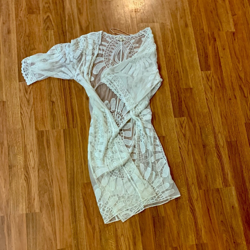 White kimono size M